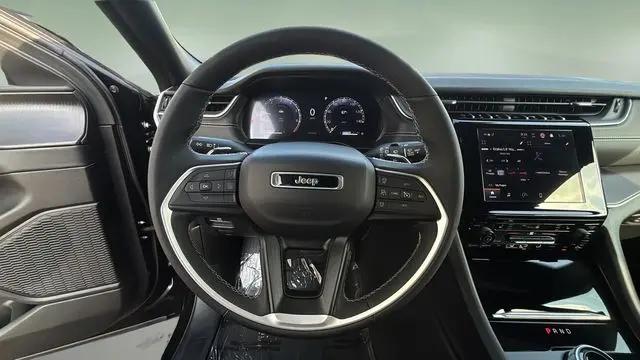 2024 Jeep Grand Cherokee L Altitude X 4x4
