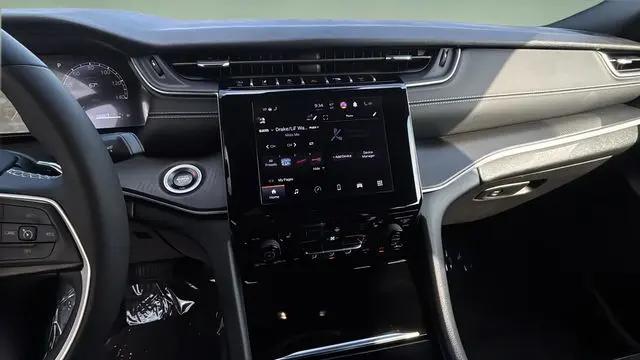 2024 Jeep Grand Cherokee L Altitude X 4x4