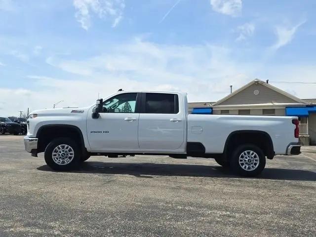 2022 Chevrolet Silverado 2500HD 4WD Crew Cab Long Bed LT