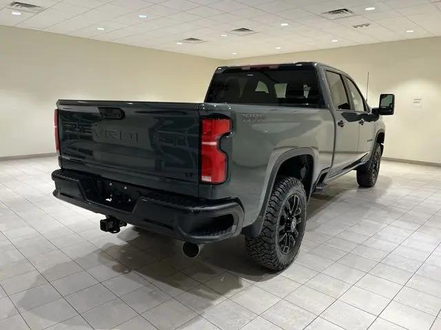 2026 Chevrolet Silverado 2500HD Crew Cab, Standard Bed, LT, 4WD