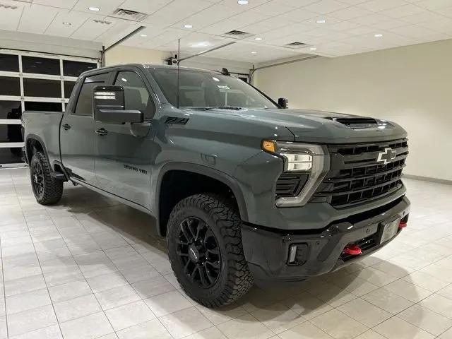 2026 Chevrolet Silverado 2500HD Crew Cab, Standard Bed, LT, 4WD