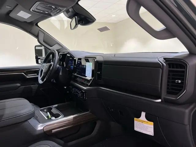 2026 Chevrolet Silverado 2500HD Crew Cab, Standard Bed, LT, 4WD