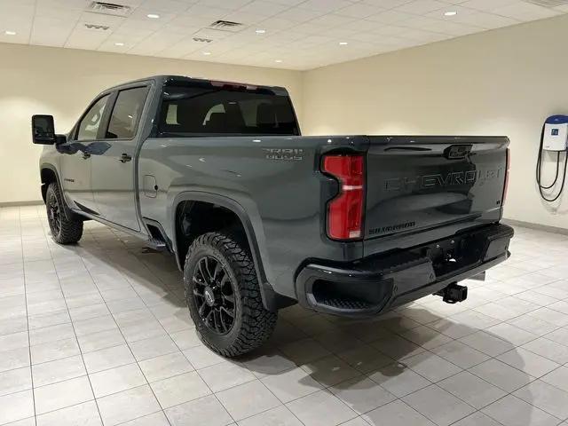 2026 Chevrolet Silverado 2500HD Crew Cab, Standard Bed, LT, 4WD