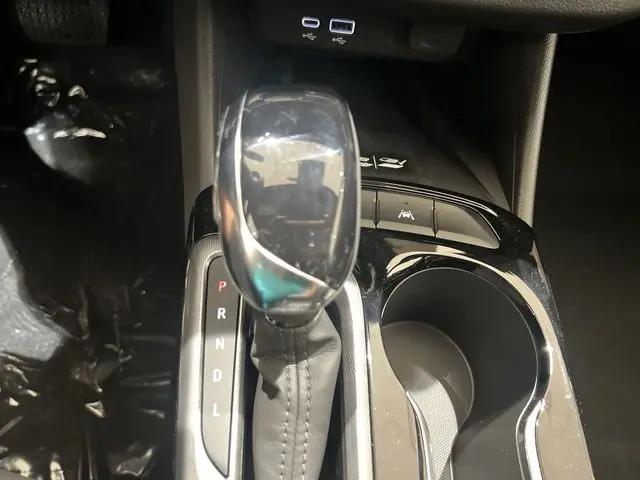 2026 Buick NV Sport Touring FWD