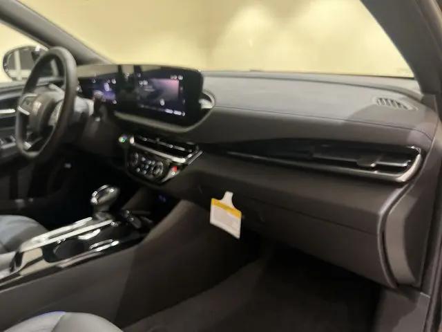 2026 Buick NV Sport Touring FWD