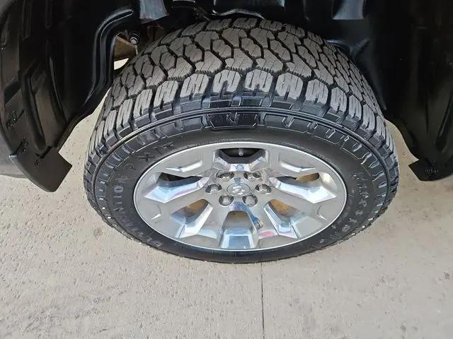 2024 Ram 1500 Lone Star Crew Cab 4x4 5'7" Box