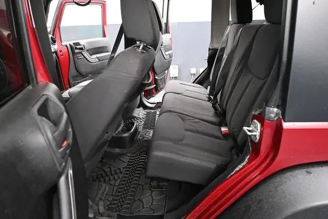 2013 Jeep Wrangler Unlimited Sport