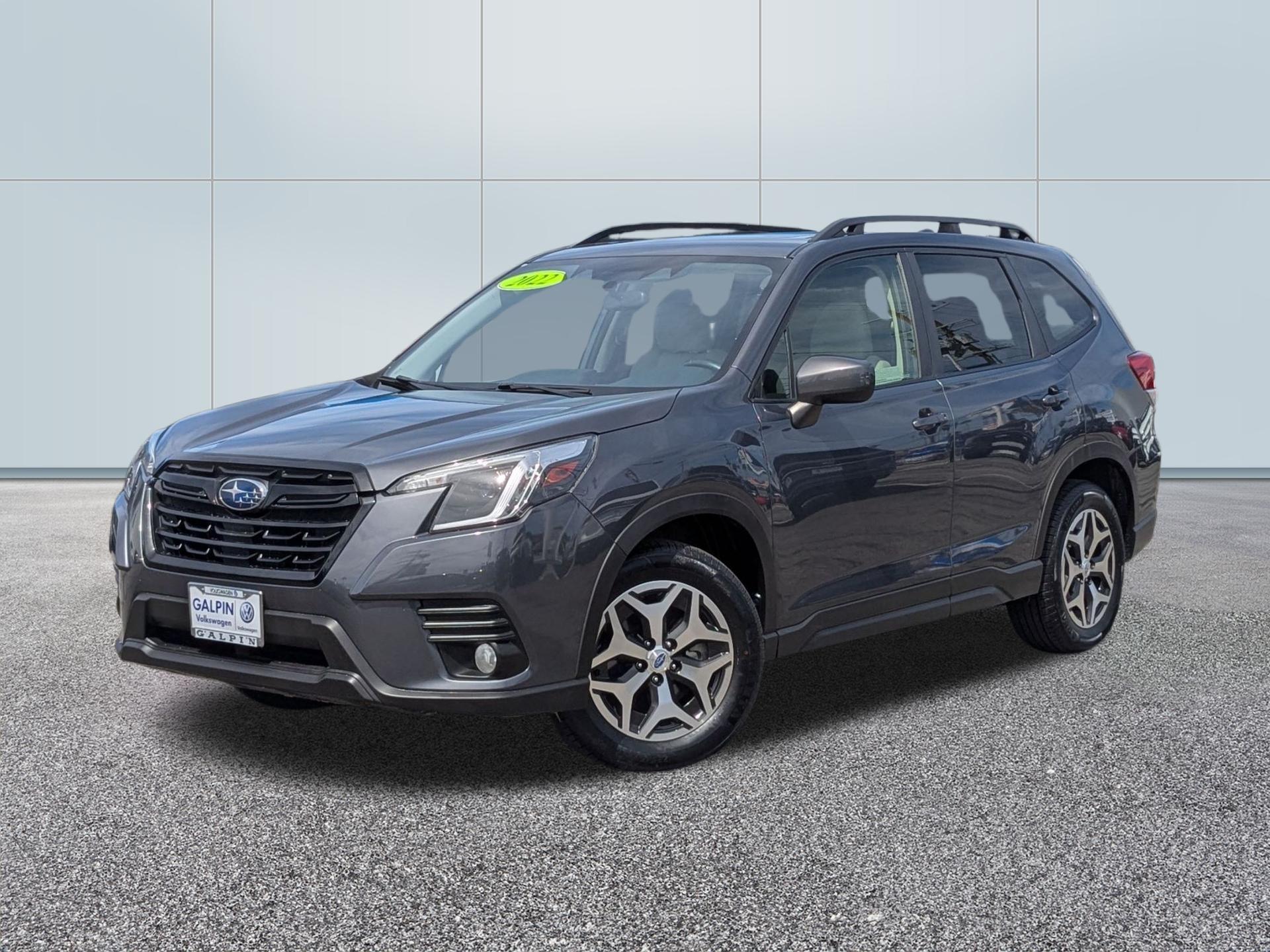 Magnetite Gray Metallic 2022 Subaru Forester Premium Crossover AWD SUV / Crossover All-Wheel Drive Automatic