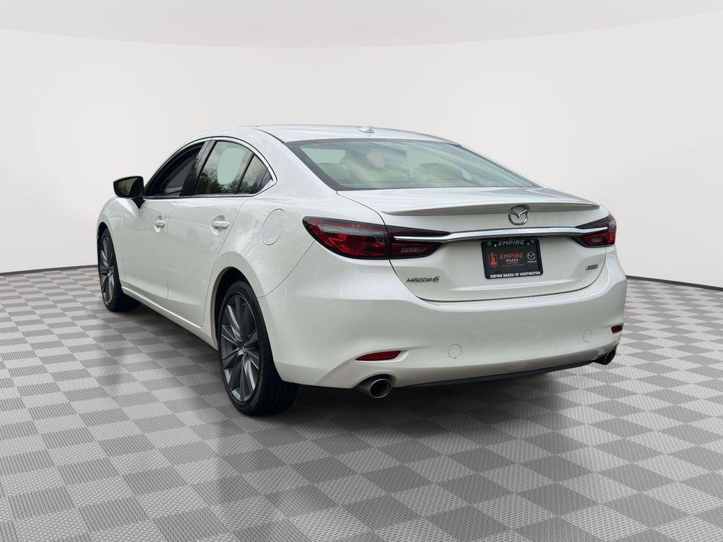 View vehicle photo 7