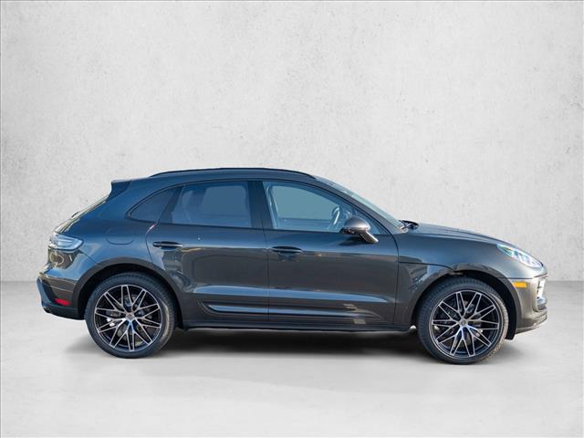 2026 Porsche Macan AWD
