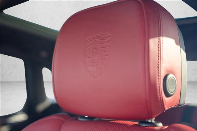 2026 Porsche Macan T