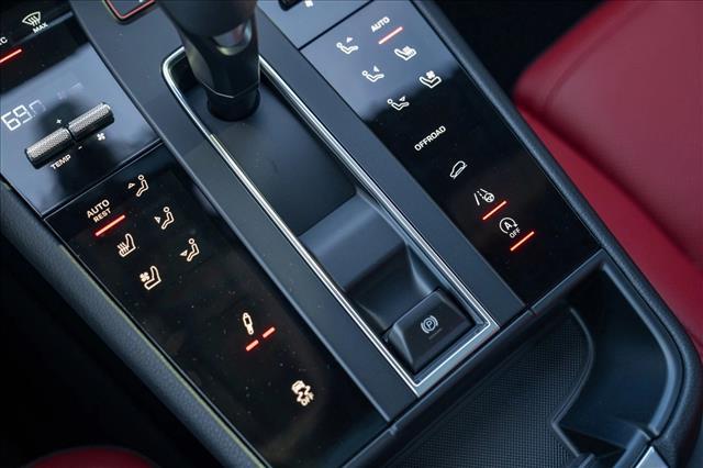 2026 Porsche Macan T