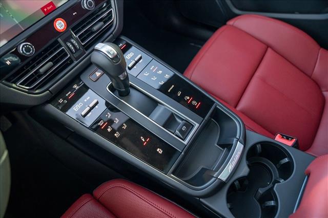 2026 Porsche Macan T