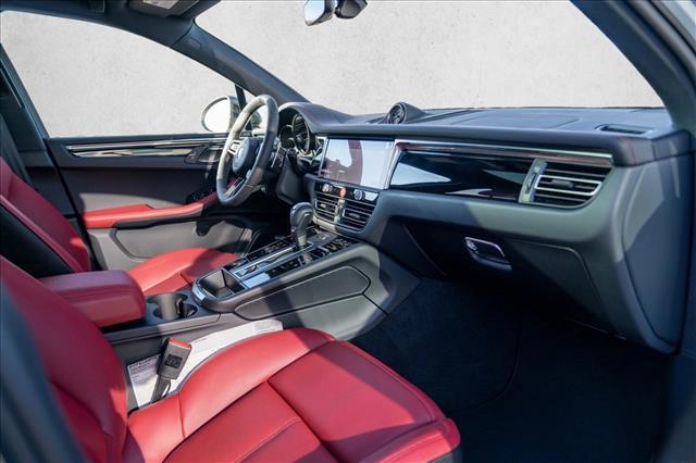 2026 Porsche Macan T