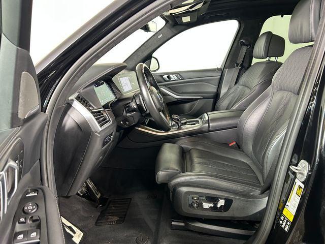 2022 BMW X5 M50i