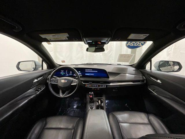 2024 Cadillac XT4 AWD Premium Luxury