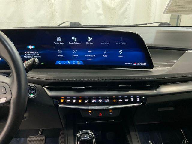 2024 Cadillac XT4 AWD Premium Luxury