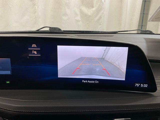 2024 Cadillac XT4 AWD Premium Luxury
