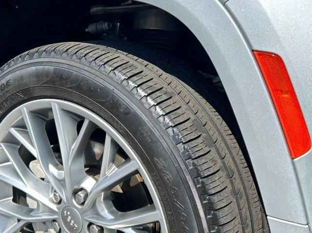 2023 Jeep Grand Cherokee Summit 4x4