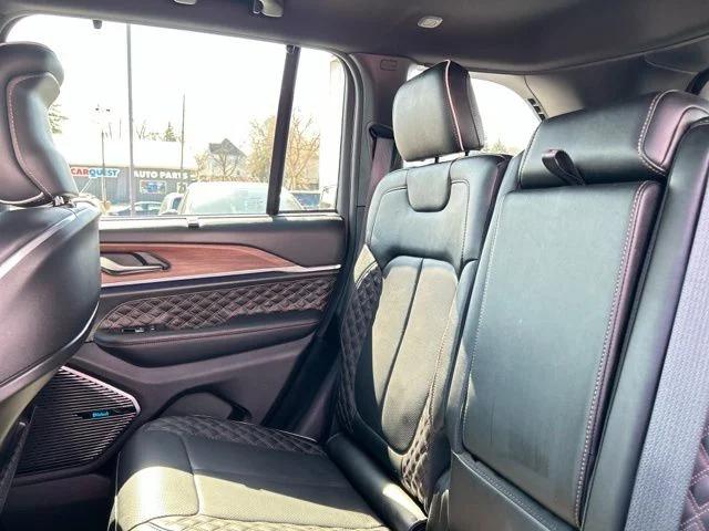 2023 Jeep Grand Cherokee Summit 4x4