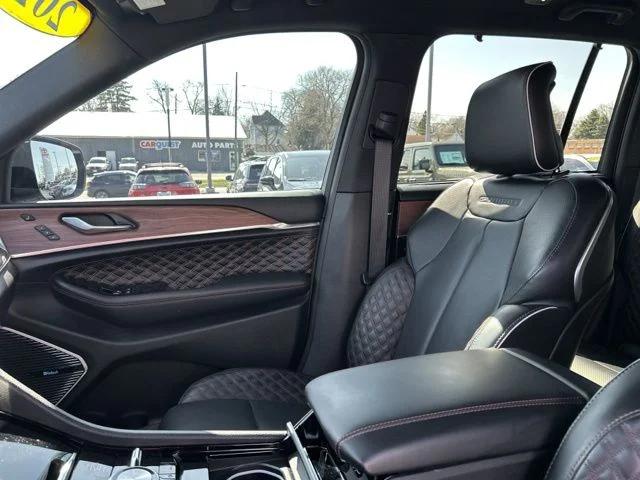 2023 Jeep Grand Cherokee Summit 4x4
