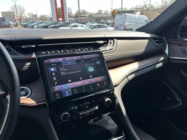 2023 Jeep Grand Cherokee Summit 4x4