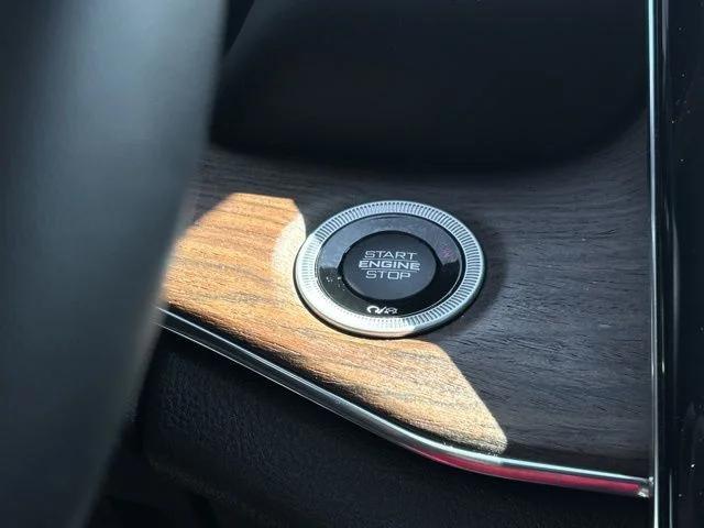 2023 Jeep Grand Cherokee Summit 4x4