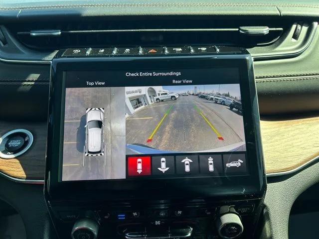 2023 Jeep Grand Cherokee Summit 4x4