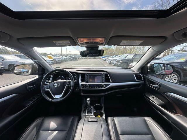 2019 Toyota Highlander XLE 2019 Toyota Highlander XLE