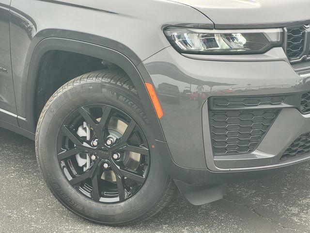 2026 Jeep Grand Cherokee GRAND CHEROKEE LAREDO ALTITUDE 4X4 2026 Jeep Grand Cherokee GRAND CHEROKEE LAREDO ALTITUDE 4X4