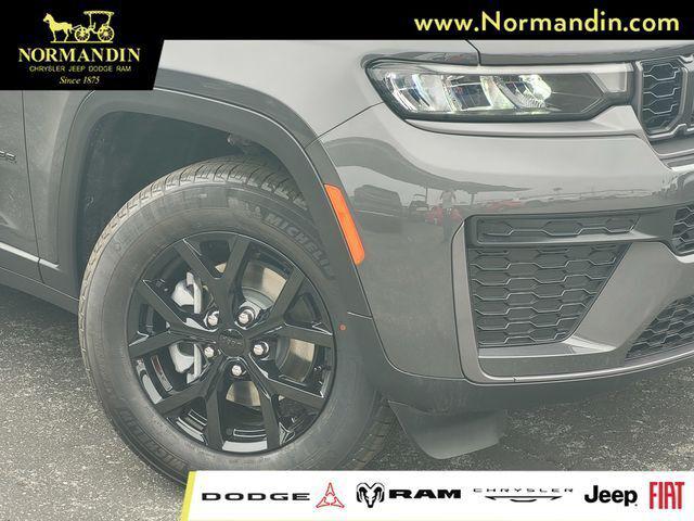2026 Jeep Grand Cherokee GRAND CHEROKEE LAREDO ALTITUDE 4X4 2026 Jeep Grand Cherokee GRAND CHEROKEE LAREDO ALTITUDE 4X4