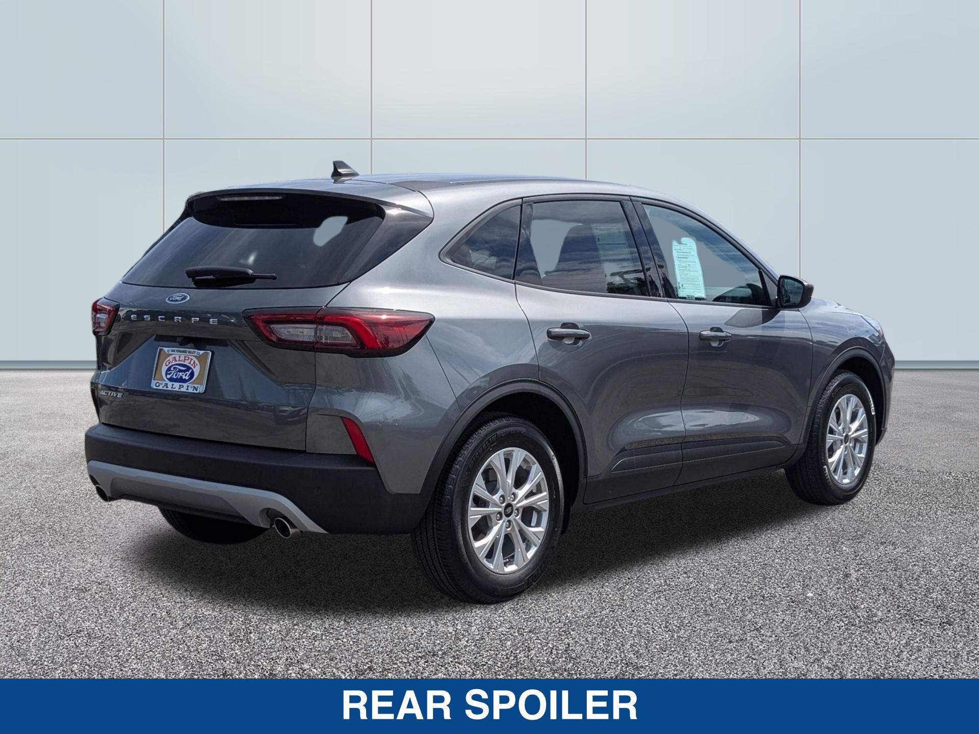 View vehicle photo 5