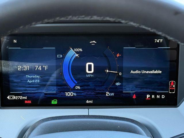 2027 Chevrolet Bolt LT FWD