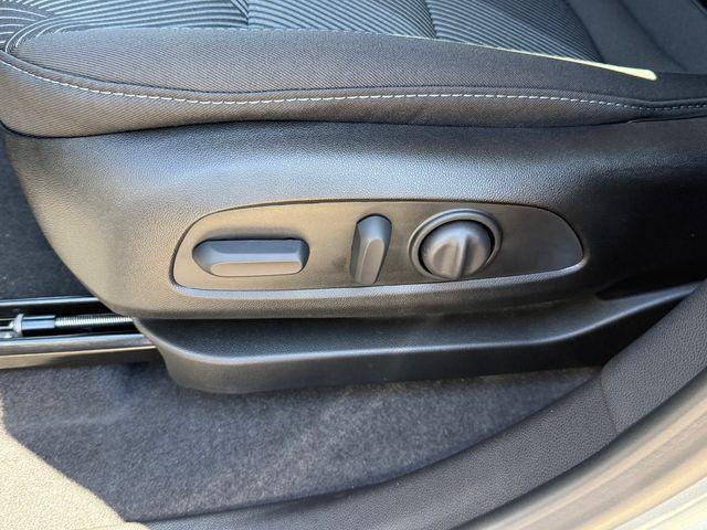 2027 Chevrolet Bolt LT FWD
