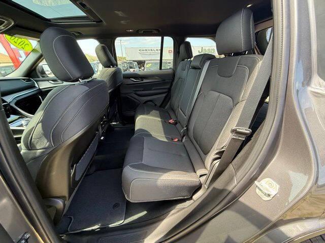2026 Jeep Grand Cherokee Altitude 4x4