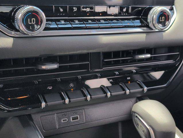 2026 GMC Canyon Elevation, RWD