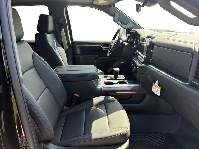 2026 Chevrolet Silverado 1500 4WD Crew Cab Short Bed LTZ