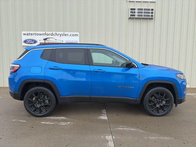 2022 Jeep Compass Latitude Lux 4x4 for sale in Watertown, SD