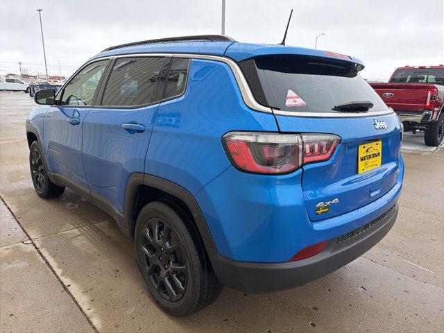 2022 Jeep Compass Latitude Lux 4x4