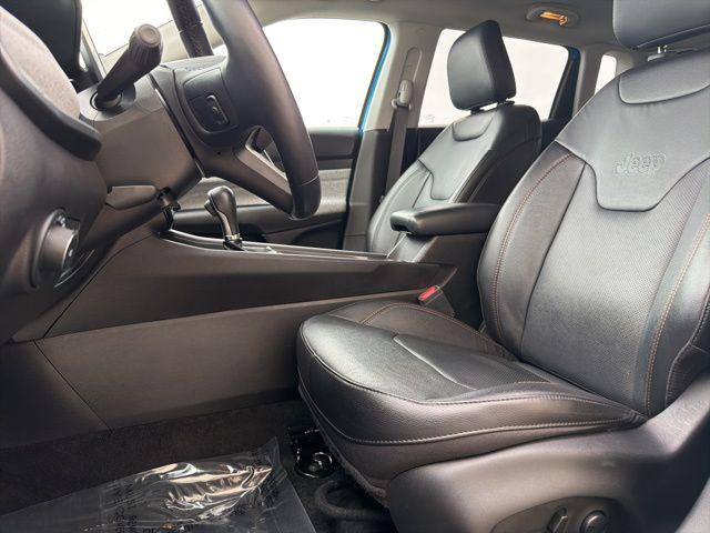2022 Jeep Compass Latitude Lux 4x4