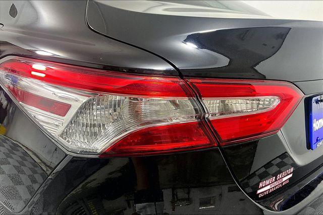 Used 2018 Toyota Camry LE For Sale in Millington, TN
