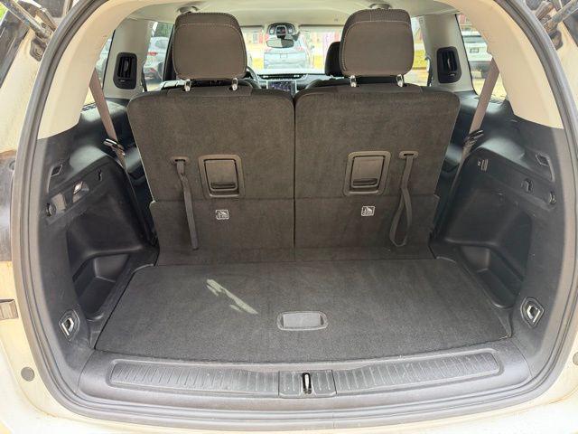2023 Jeep Grand Cherokee L Laredo 4x4