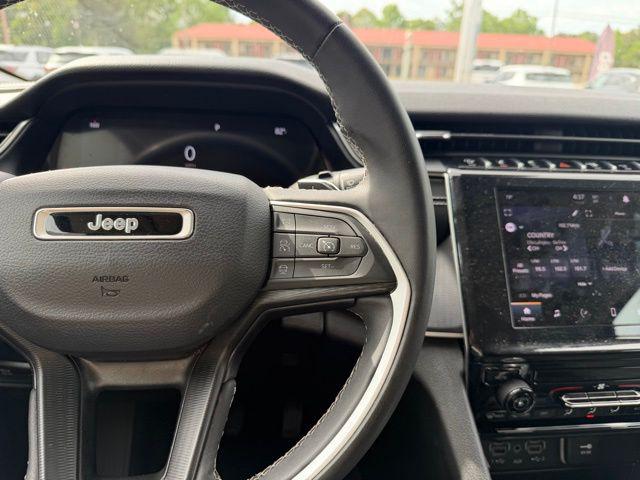 2023 Jeep Grand Cherokee L Laredo 4x4