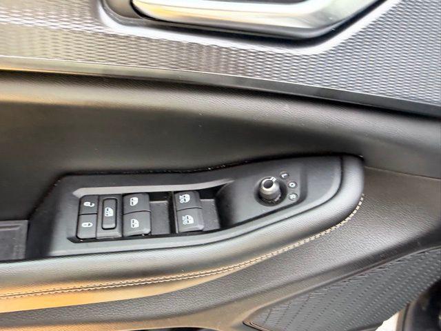2023 Jeep Grand Cherokee L Laredo 4x4