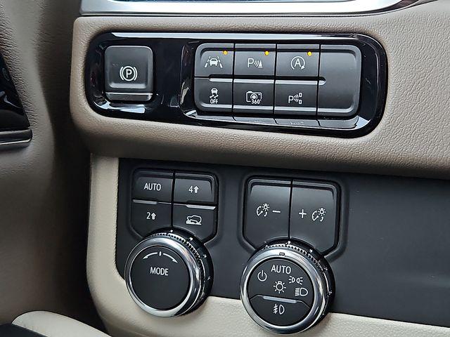 2026 GMC Yukon XL 4WD Denali