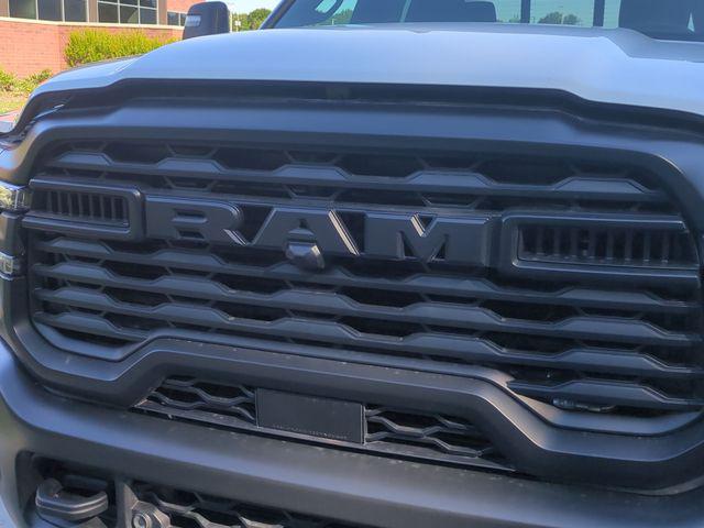 2026 Ram 2500 Tradesman Crew Cab 4x4 64 Box