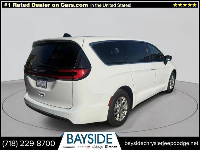 View vehicle photo 5
