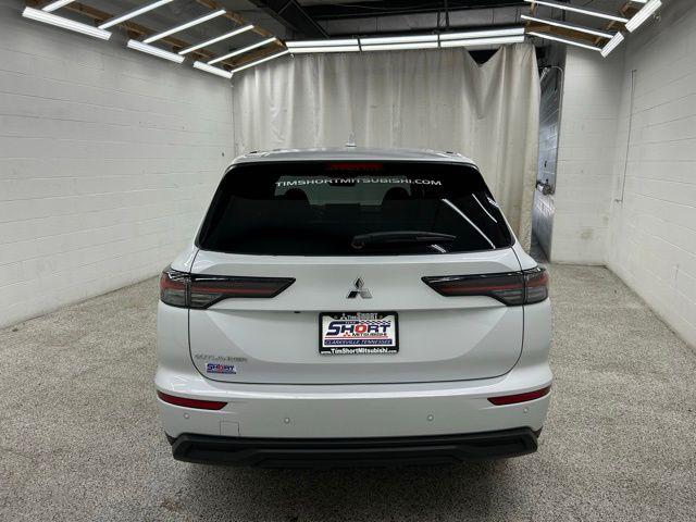 2026 Mitsubishi Outlander ES 1.5T 2WD