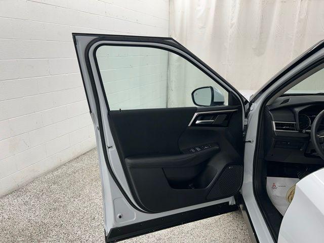 2026 Mitsubishi Outlander ES 1.5T 2WD