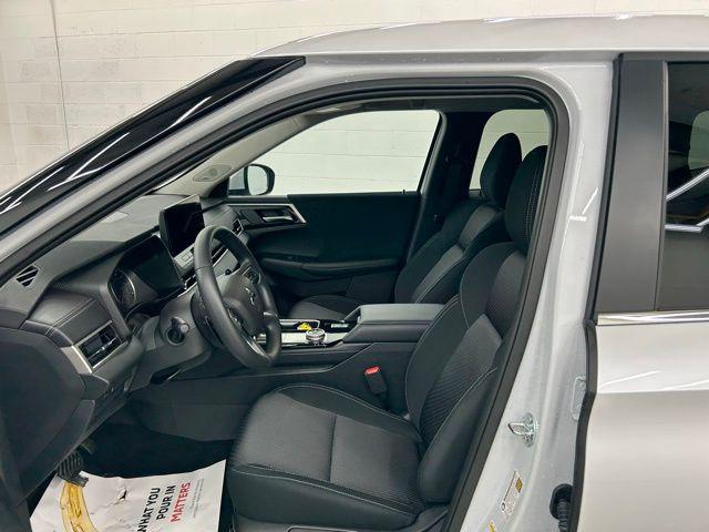 2026 Mitsubishi Outlander ES 1.5T 2WD